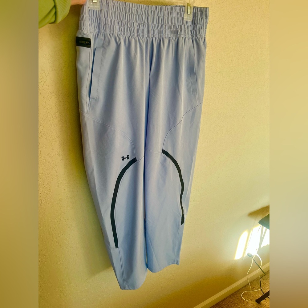 Under Armour vibrant pastel periwinkle pants size medium